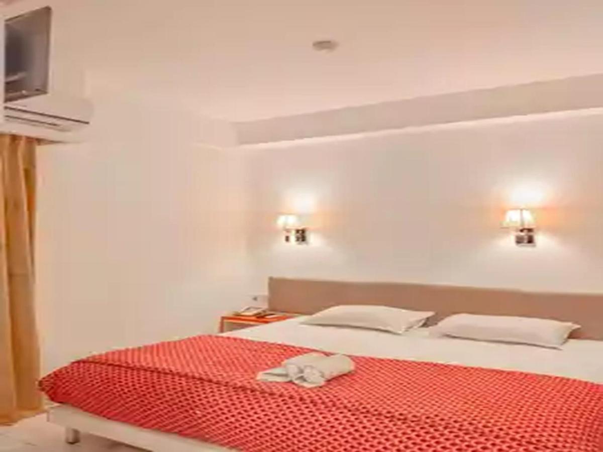 Dewarna Hotel Arifin Bunul Exterior photo