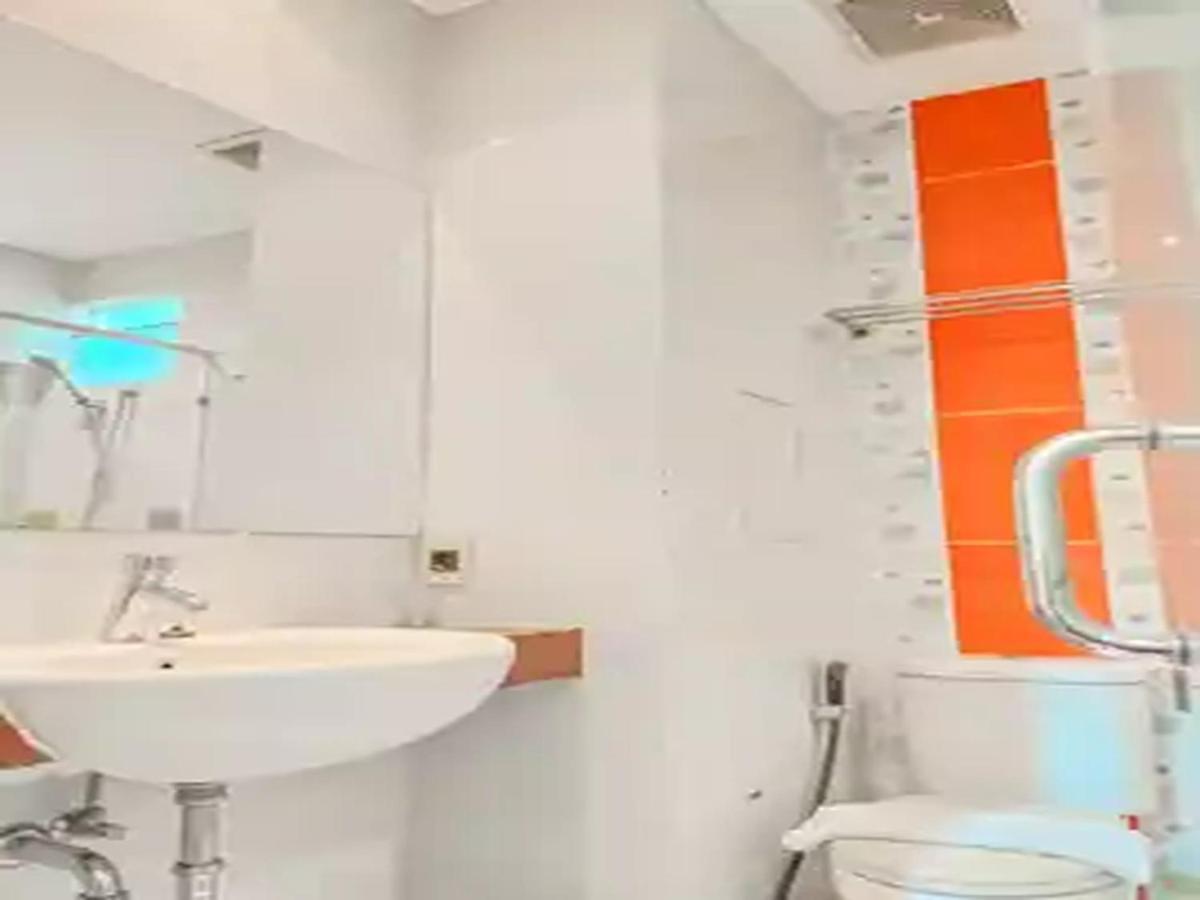 Dewarna Hotel Arifin Bunul Exterior photo