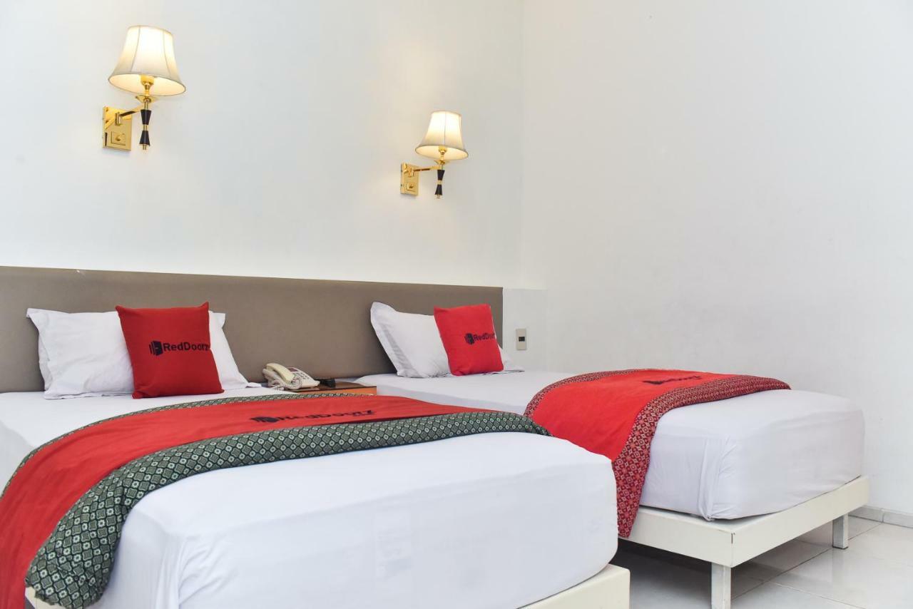 Dewarna Hotel Arifin Bunul Exterior photo