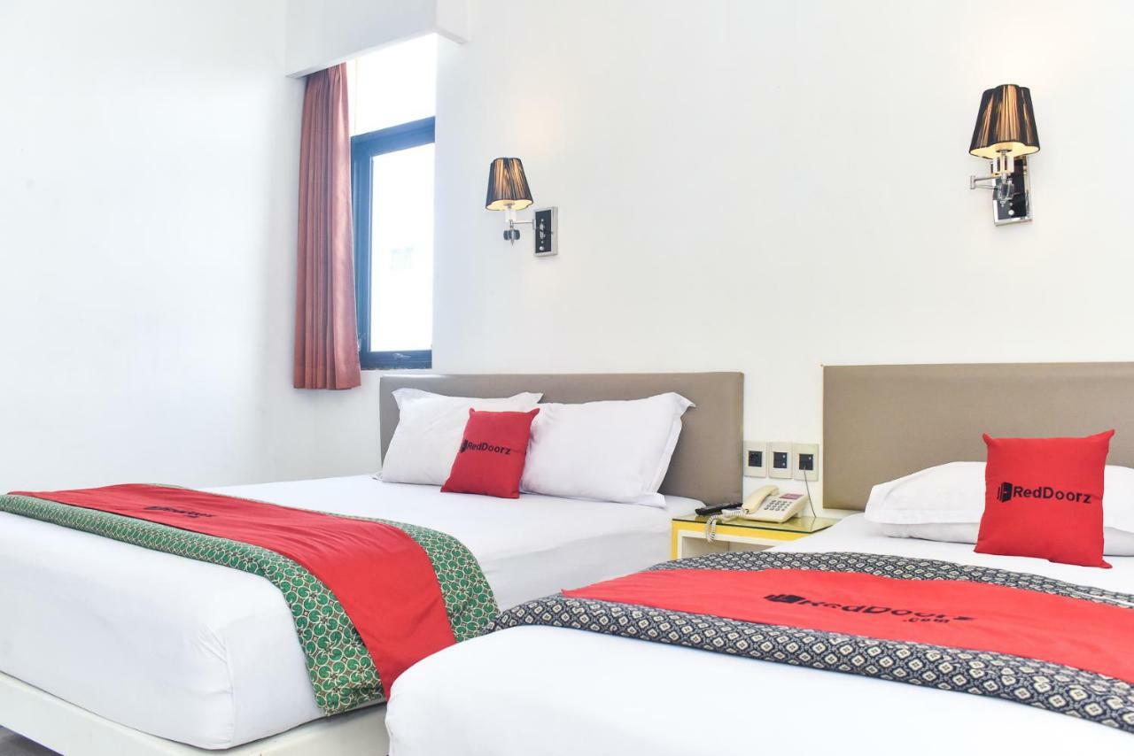 Dewarna Hotel Arifin Bunul Exterior photo