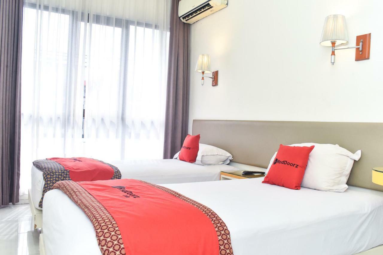 Dewarna Hotel Arifin Bunul Exterior photo