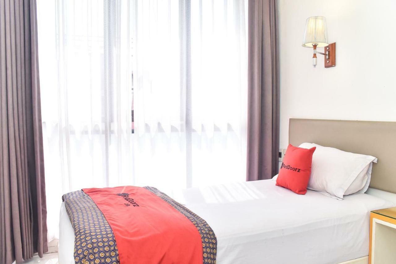 Dewarna Hotel Arifin Bunul Exterior photo